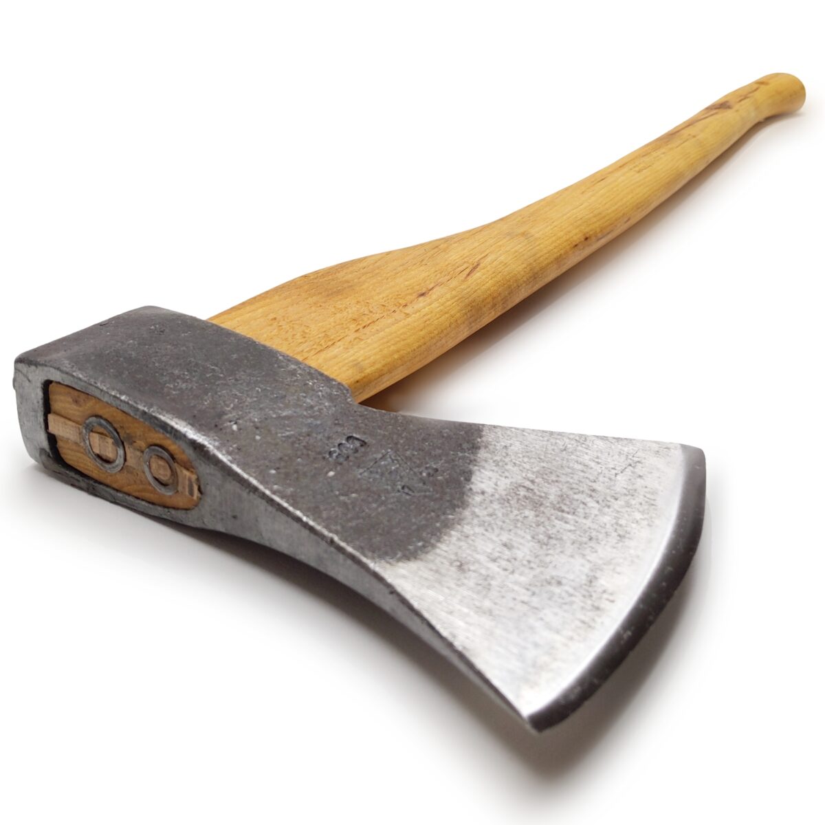 Kirves 1,6 kg mändi